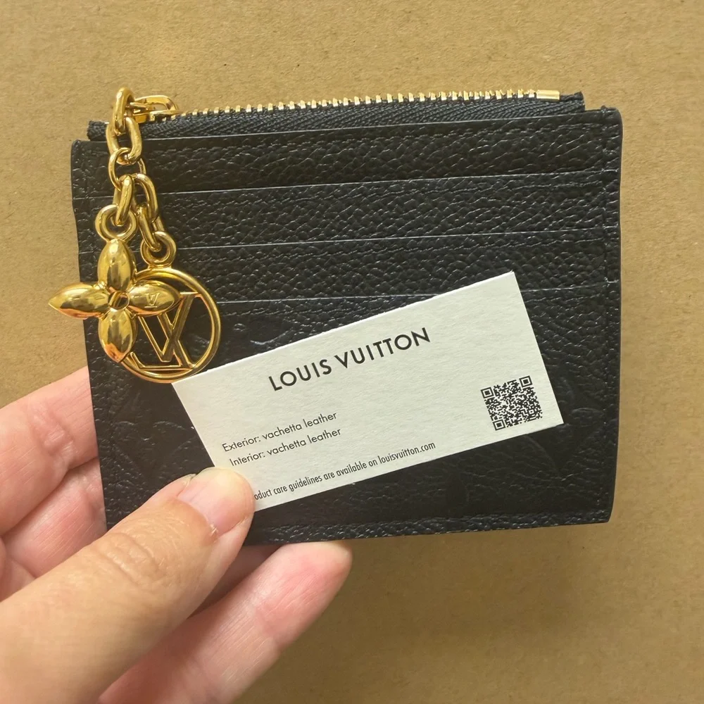 SOLD Louis Vuitton Flora Card Holder - Picture 6 of 6
